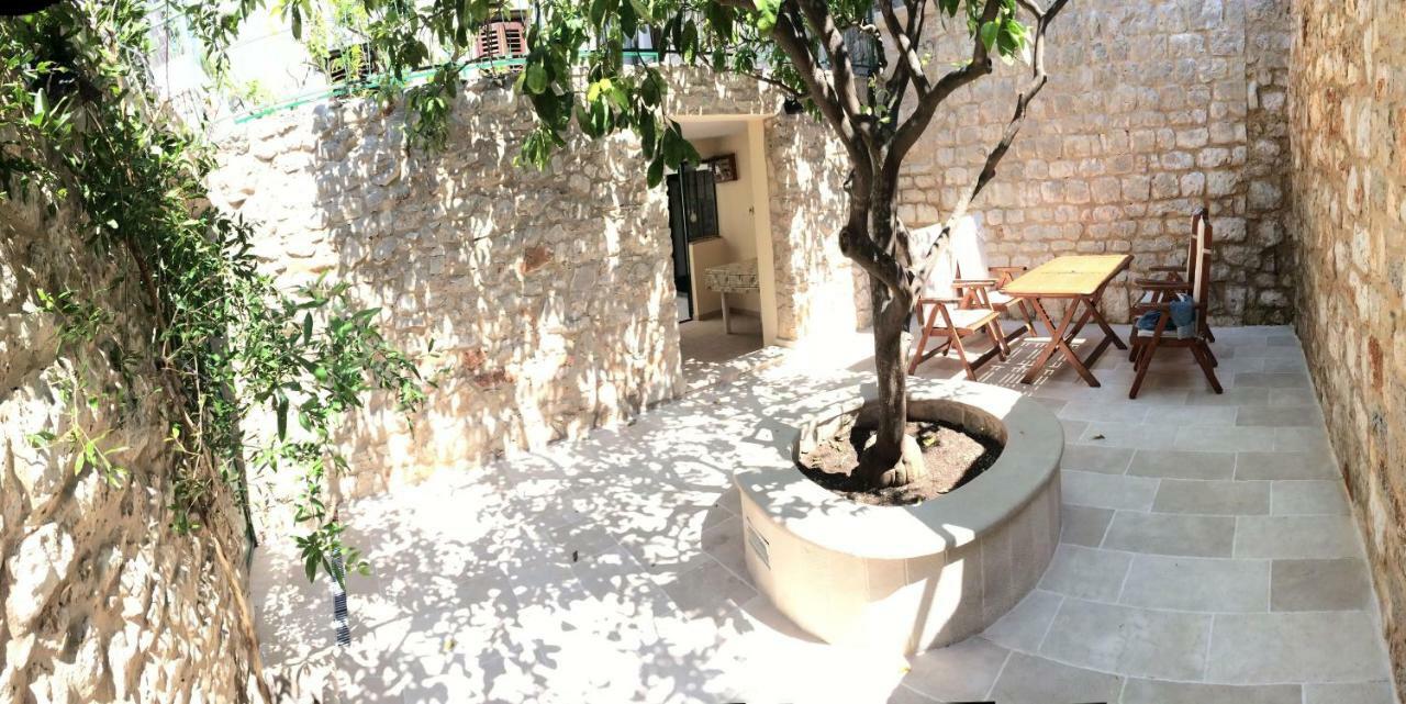 Authentico Deluxe Stari Grad Villa Stari Grad  Exterior photo
